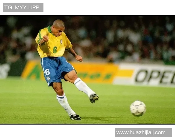 足球明星精彩弧线瞬间集锦高清图片展示与分析